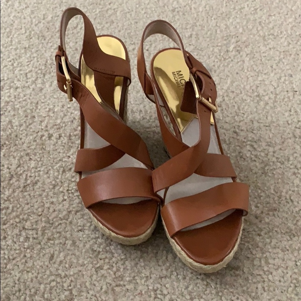 Michael Kors stewpot wedges, great condition